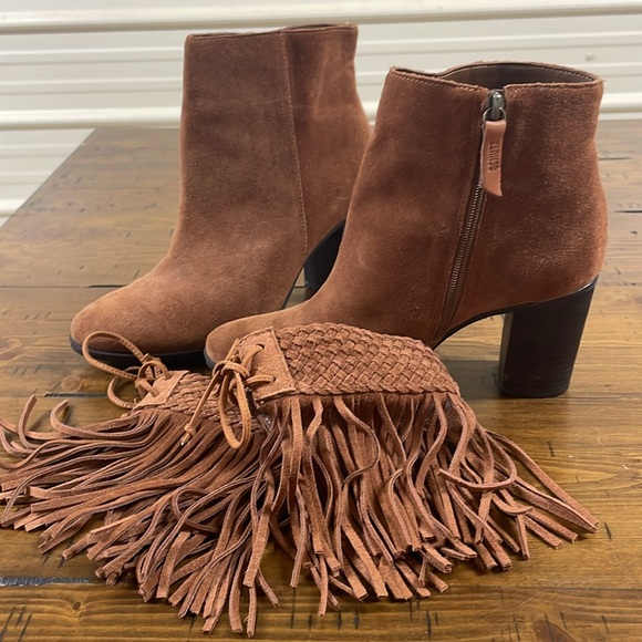 New SCHUTZ boots with removable tassels - Picture 4 of 8